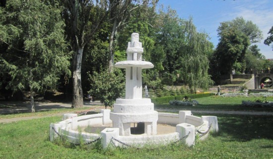 Первый фонтан, который построили в Ростове