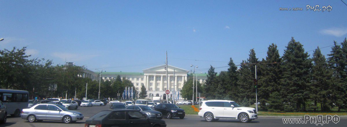 Площадь Гагарина