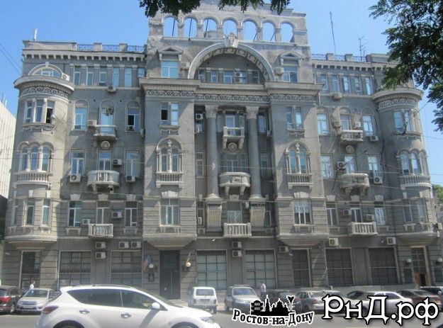 В Ростове приняты новые требования к фасадам здания: запрещаются современные материалы в историческом центре